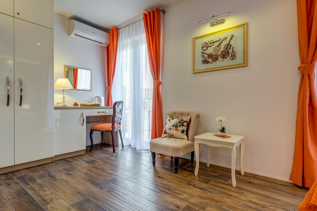 Room&Studio Apartment Just Enjoy Split Exterior foto